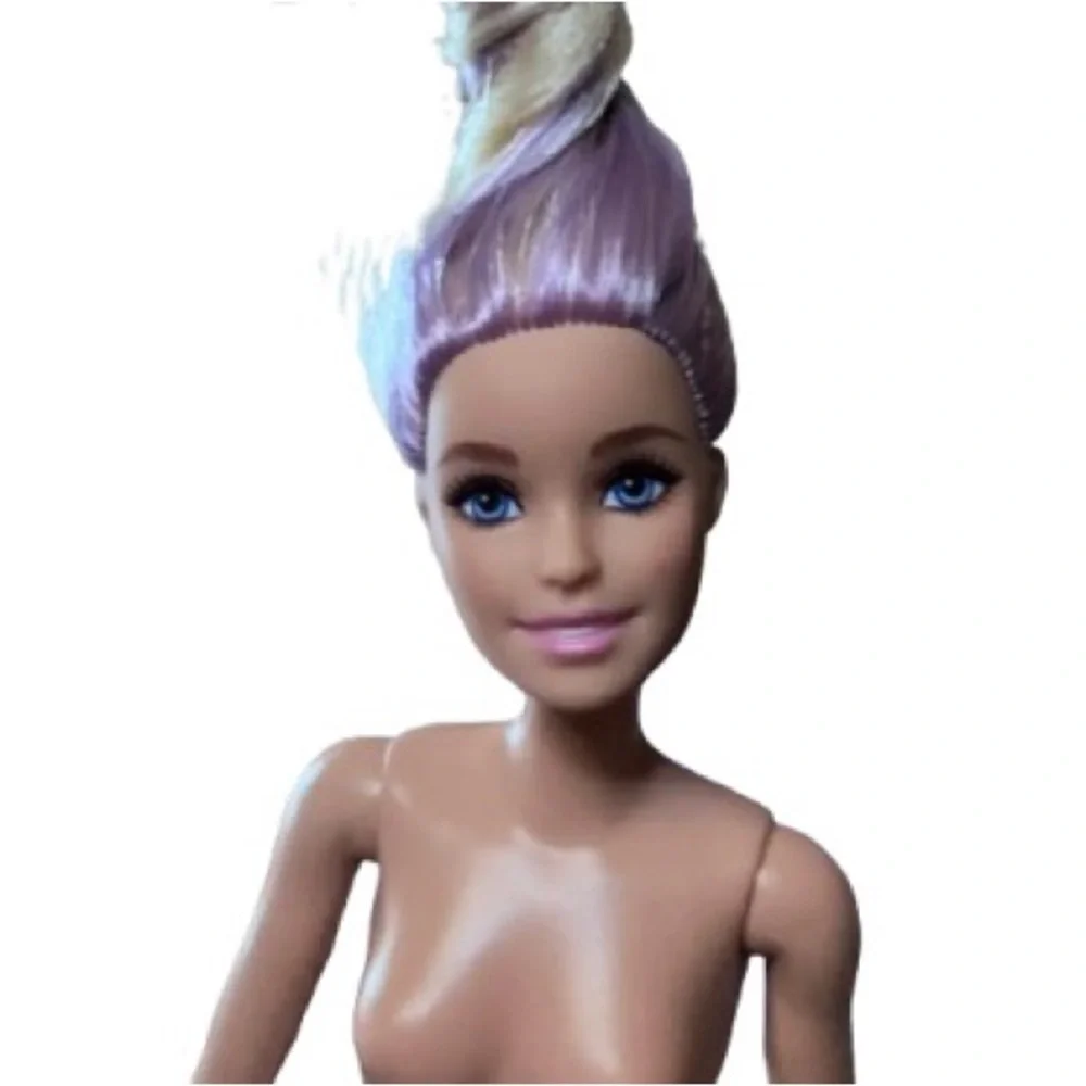 Barbie Fashion Doll with Purple and Blonde Hair - Picture 5 of 5